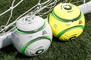 Size 5 Footballs thumbnail